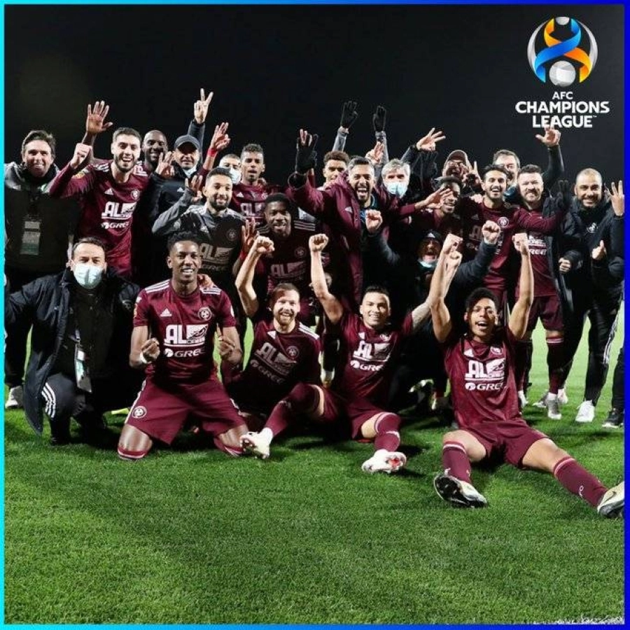 






فرحة لاعبي الفيصلي بعد التأهل الآسيوي                                          (مكة)