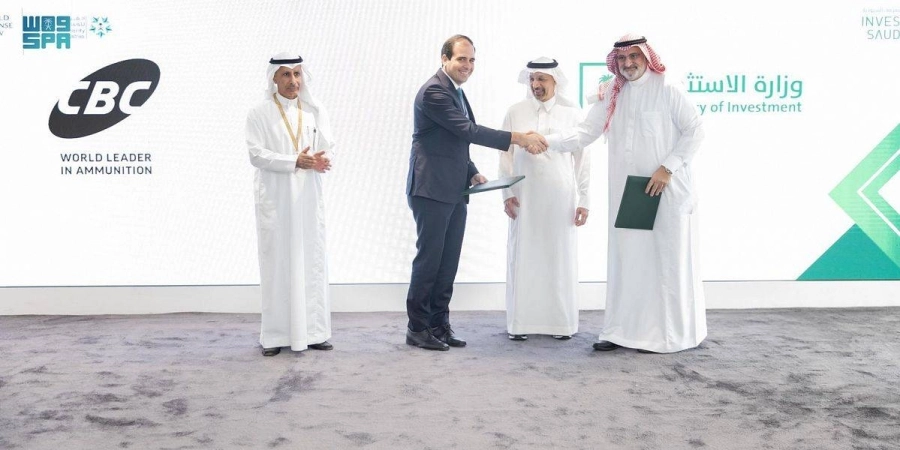 عقب توقيع مذكرات التعاون (مكة)