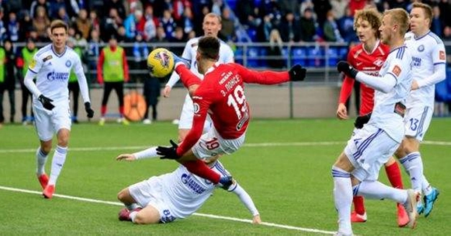 






مباراة في الدوري الروسي