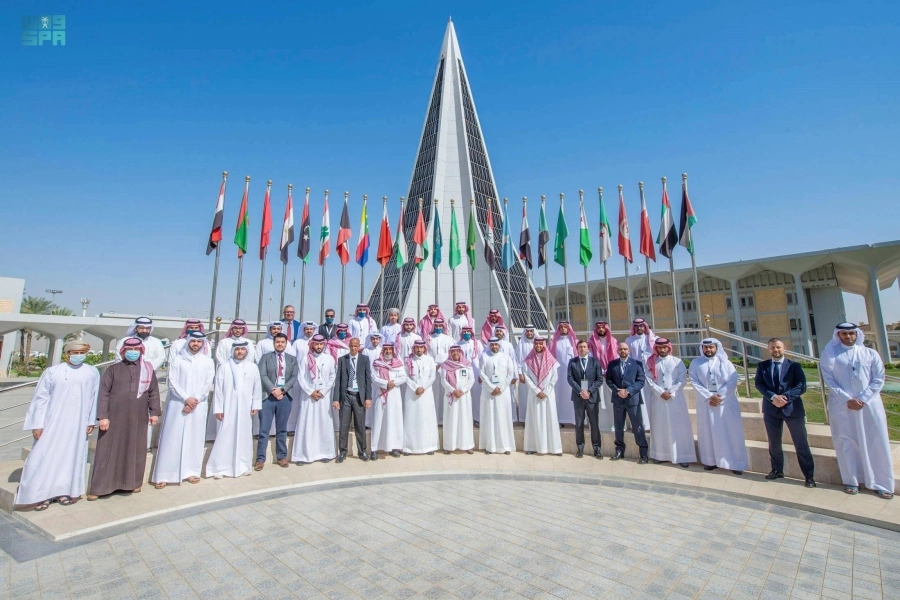 المشاركون في ورشة العمل (مكة)