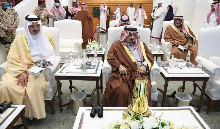 أمير منطقة الرياض يتوج الفائزين بكأسي المؤسس (واس)