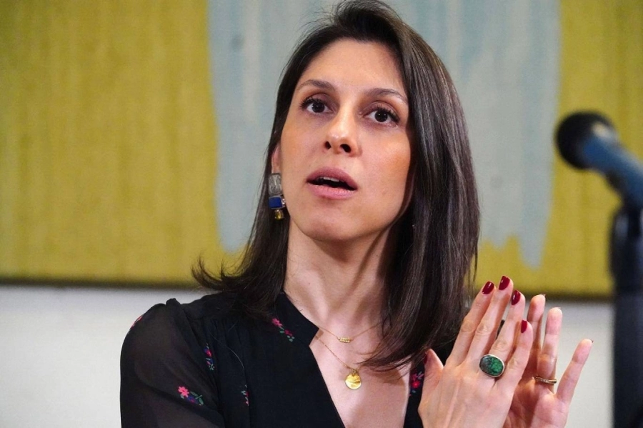 






نازنين زاغاري راتكليف