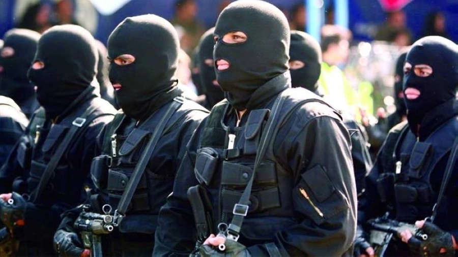 عناصر من الحرس الثوري الإيراني                                                    (مكة)