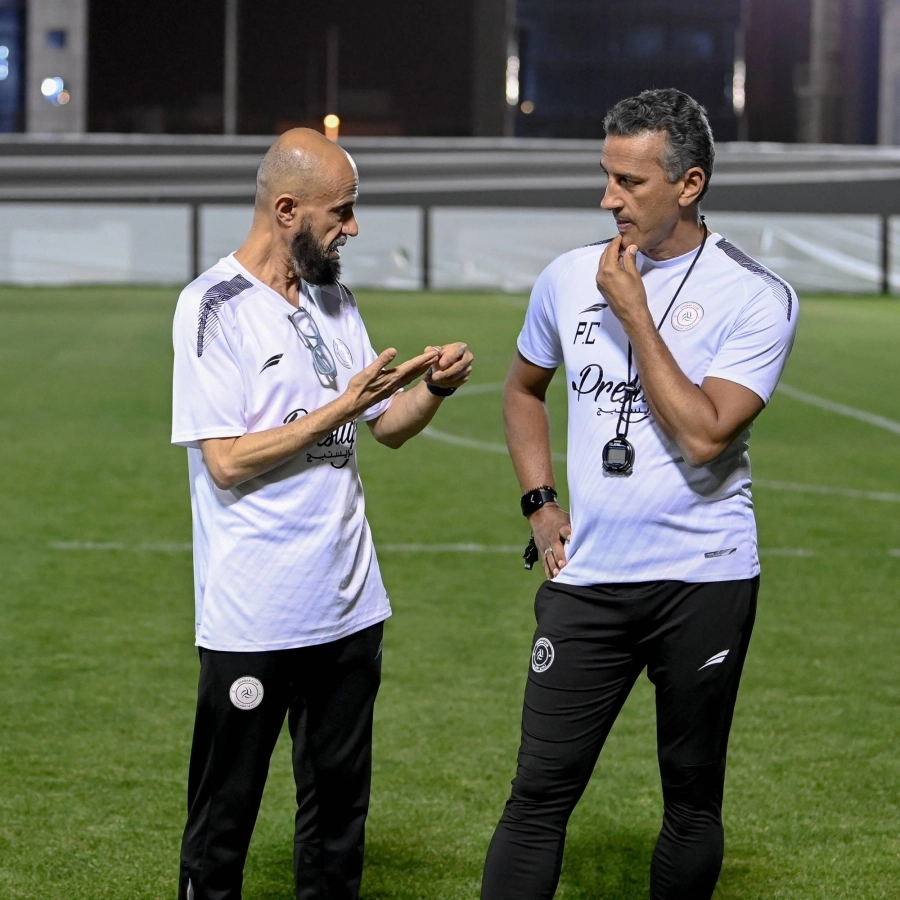 






شاموسكا في آخر تدريب له مع الشباب