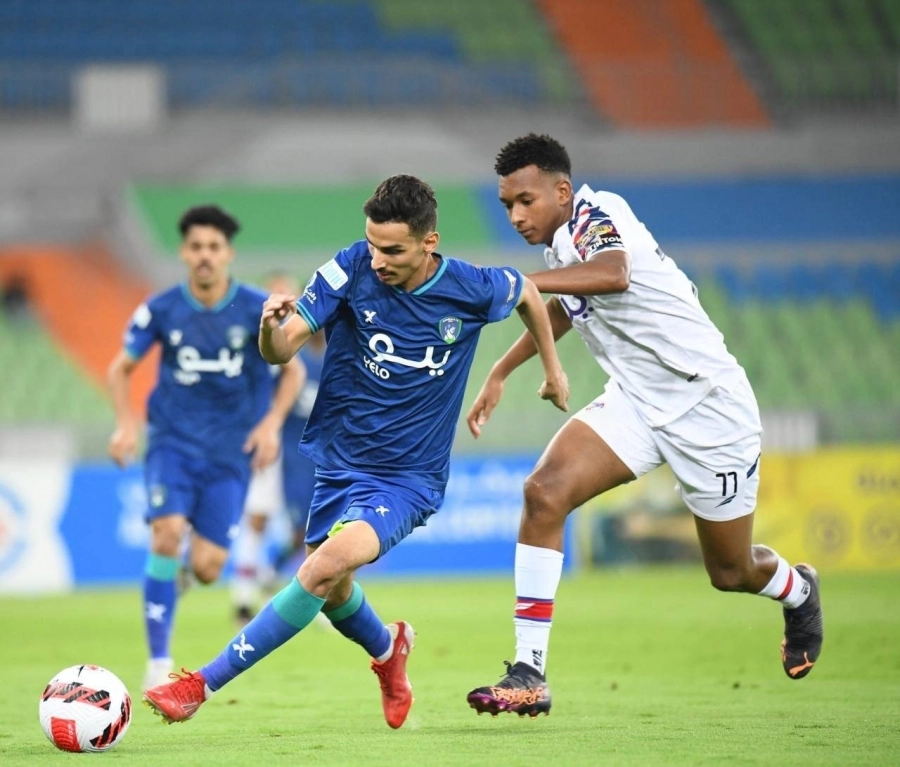 من لقاء جدة والشعلة في الجولة الماضية  (مكة)