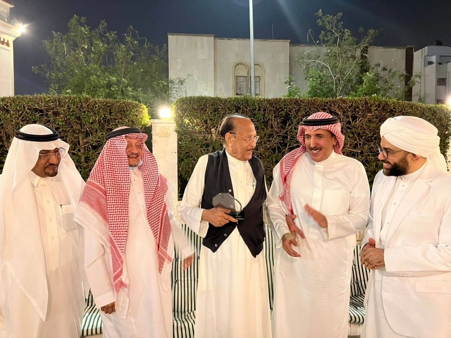 احتفال جمعية كتاب الرأي بمحمد العامودي