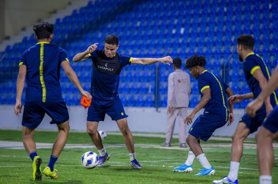 من استعدادات التعاون لأبطال آسيا   (مكة)