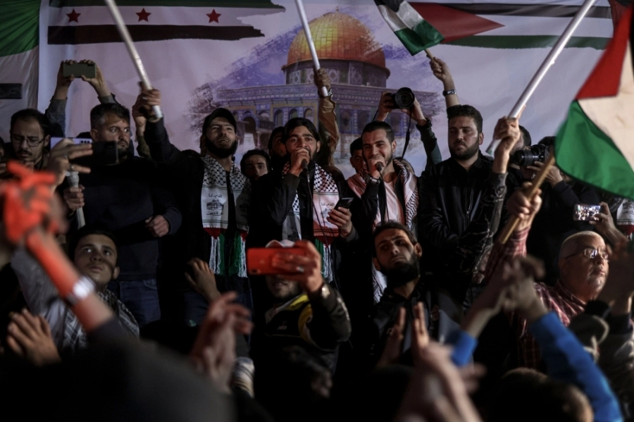 






فصائل فلسطينية تؤكد استعدادها للدفاع عن الأقصى