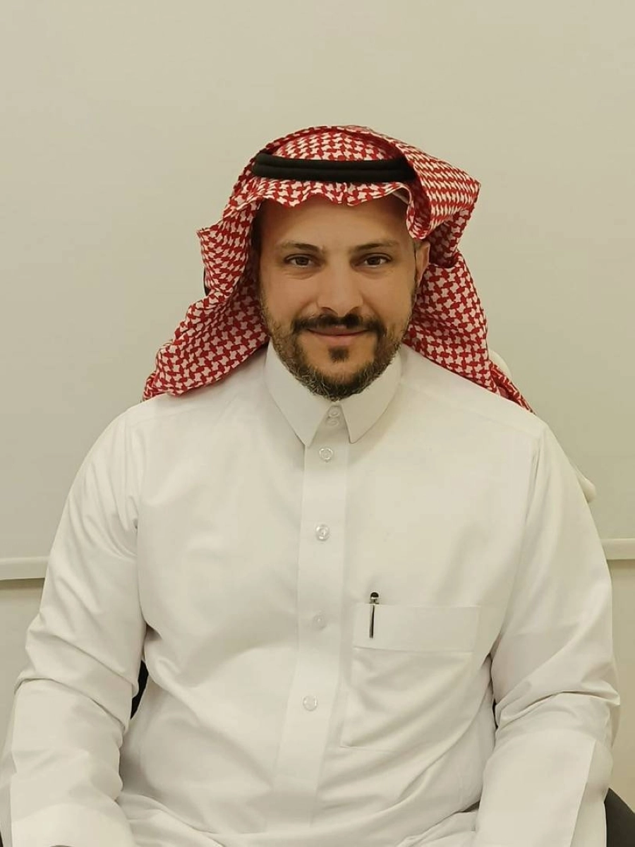 الدكتور معاذ المشوخي