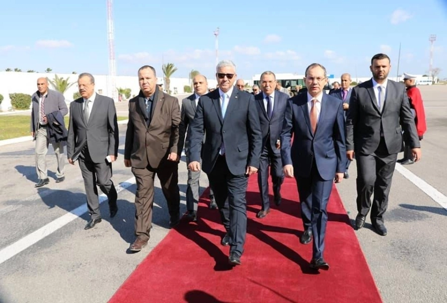 






فتحي باشاغا وحكومته في تونس                                      (مكة)