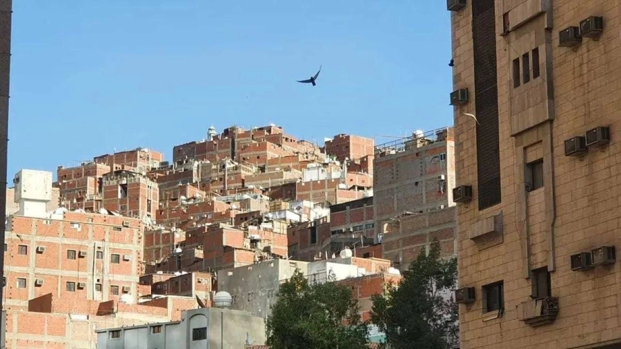 مبان عشوائية بحي الزهور(مكة)   