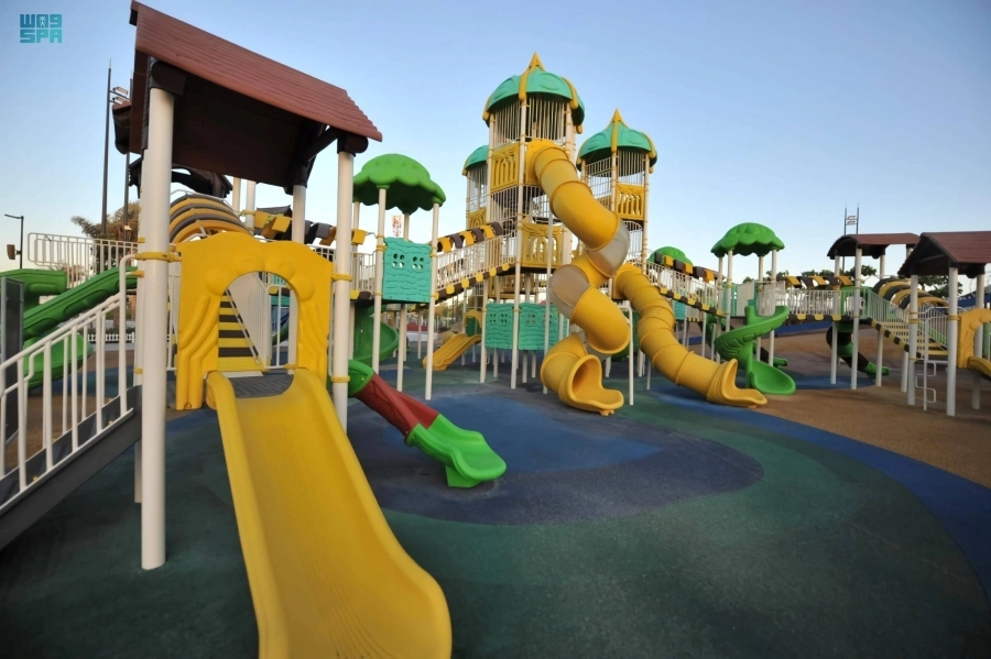 






من تجهيزات حديقة الأمير ماجد                           (مكة)