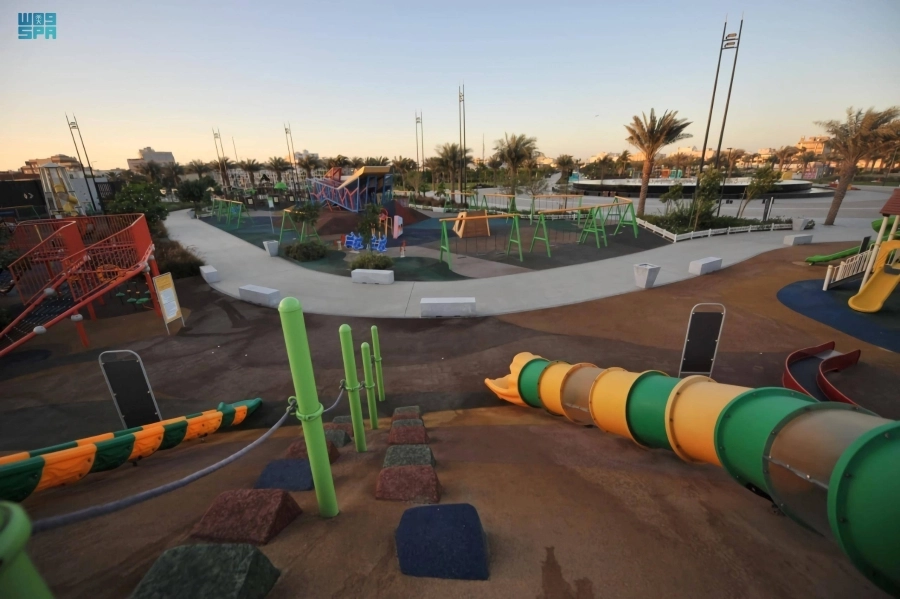 من تجهيزات حديقة الأمير ماجد (مكة) 