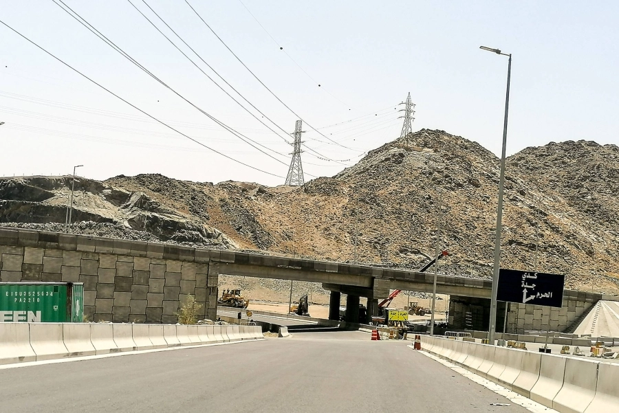 من أعمال المرحلة الثالثة في دائري مكة الثالث التي أوشكت على الانتهاء، وذلك بعد فتح جزء منه لتيسير الحركة إلى المسجد الحرام في شهر رمضان.
