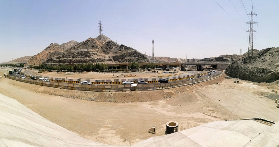 من أعمال المرحلة الثالثة في دائري مكة الثالث التي أوشكت على الانتهاء، وذلك بعد فتح جزء منه لتيسير الحركة إلى المسجد الحرام في شهر رمضان.
