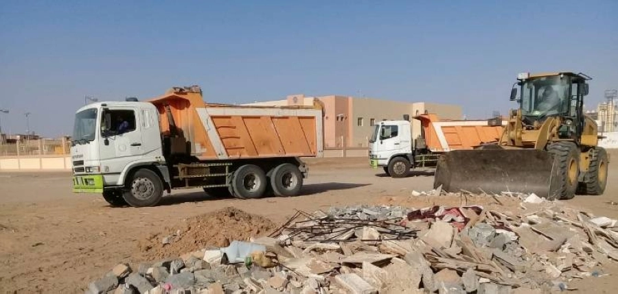 






من أعمال إزالة مخلفات البناء                         (مكة)