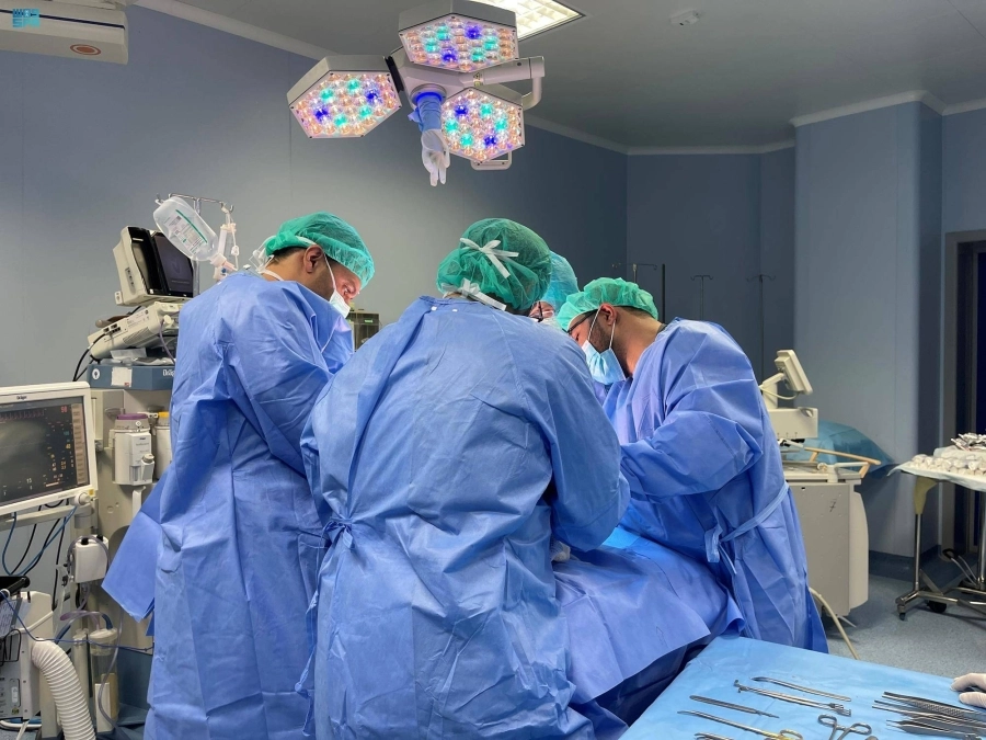 24 طبيبا شاركوا في عملية الفصل