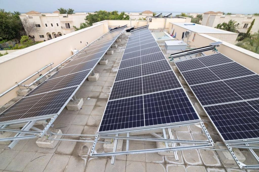 ألواح الطاقة الشمسية (مكة)