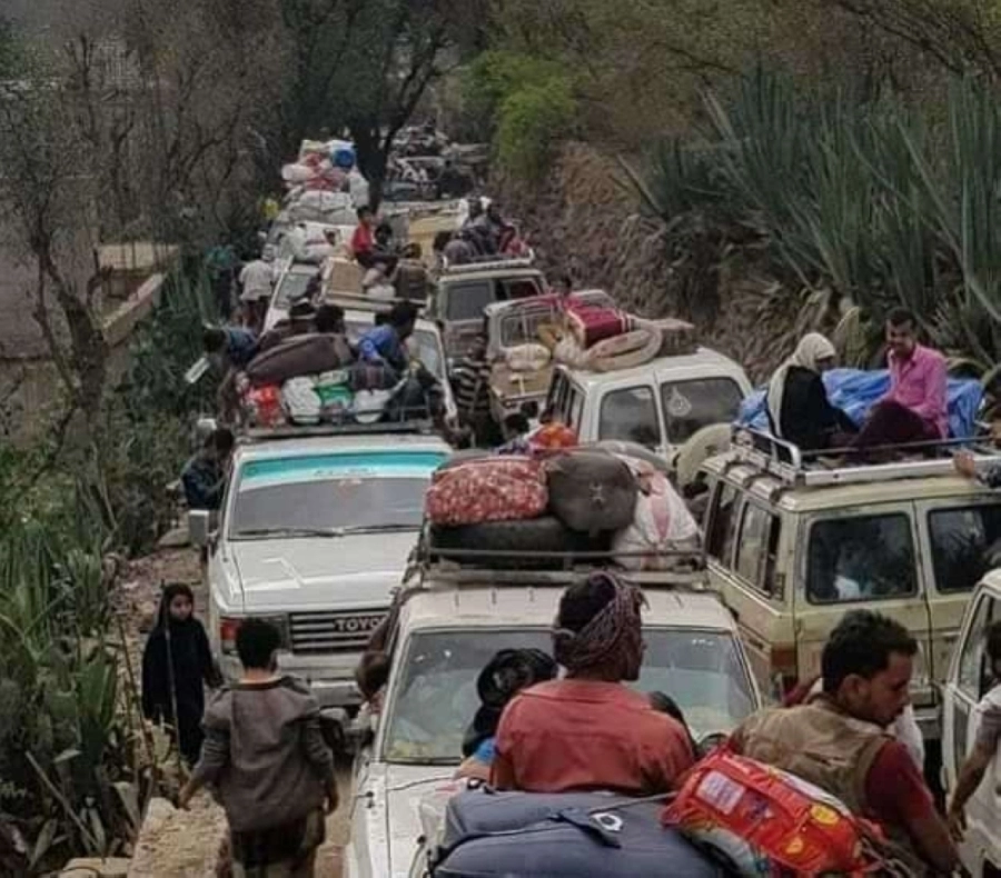 






معاناة أبناء تعز جراء حصار الحوثي                               (مكة)