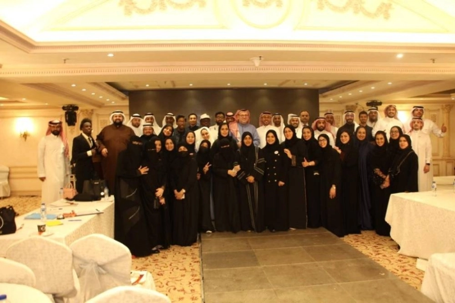 






جماعية للمتنافسين في المسابقة                        (مكة)