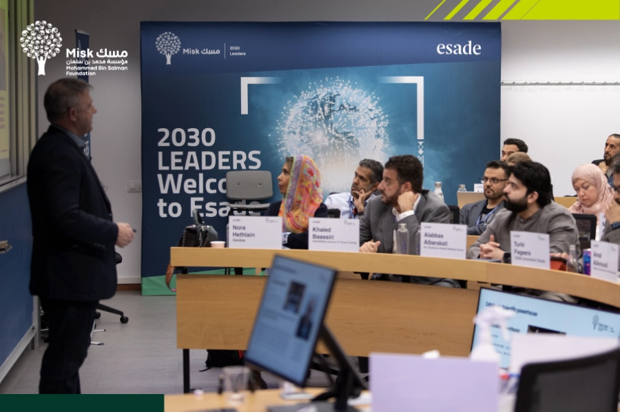 محاضرة للمشاركين في إحدى جامعات برشلونة