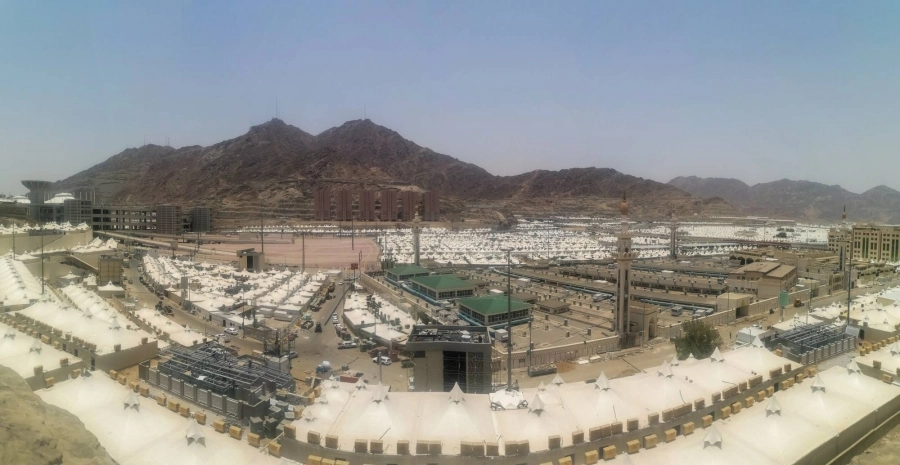 من تنفيذ الأعمال في مشعر استعدادا لحج هذا العام (أنس الحارثي)