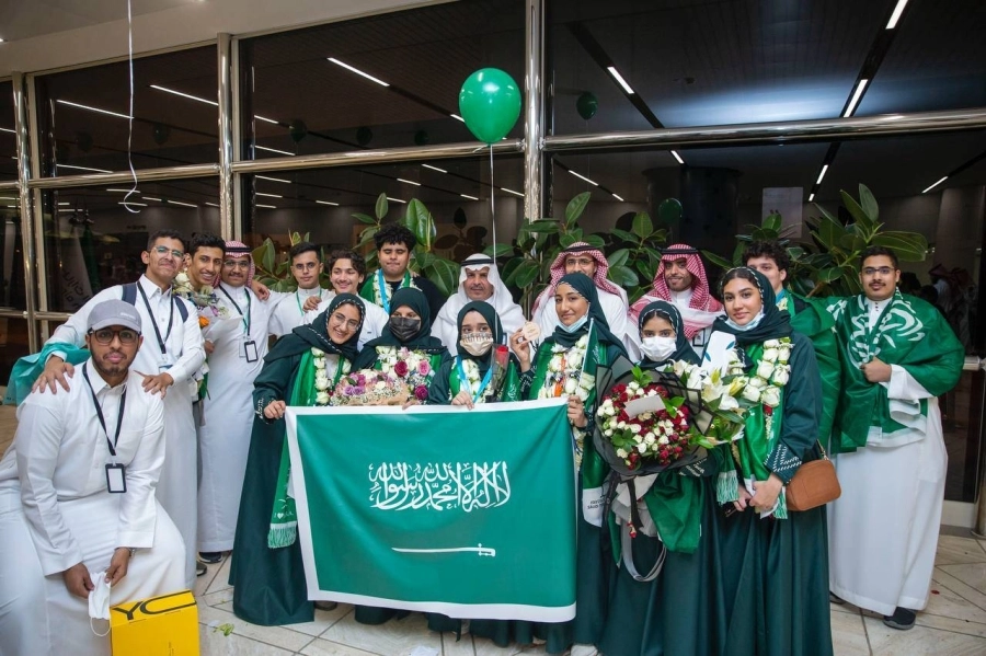 






الطلاب المشاركون في معرض آيسف 2022