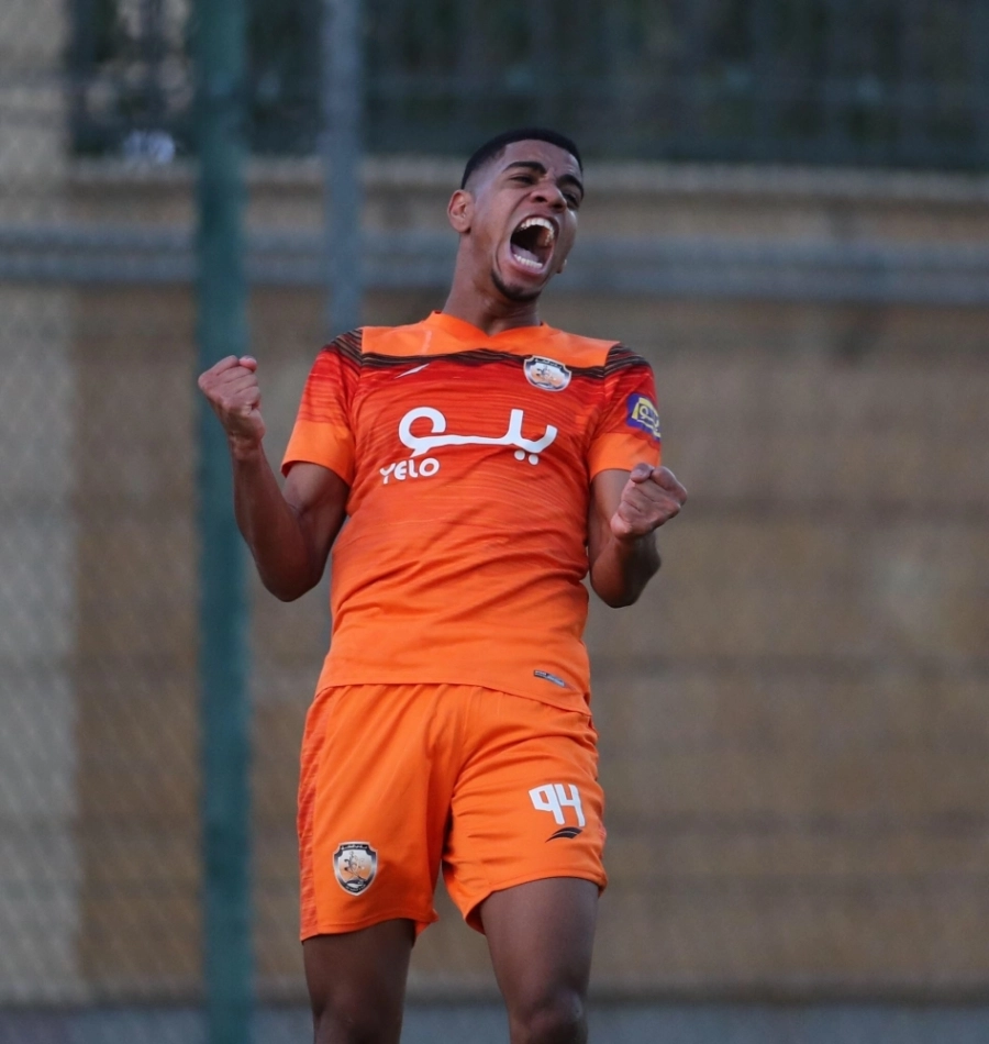 






وليم برييرا محترف فريق الساحل