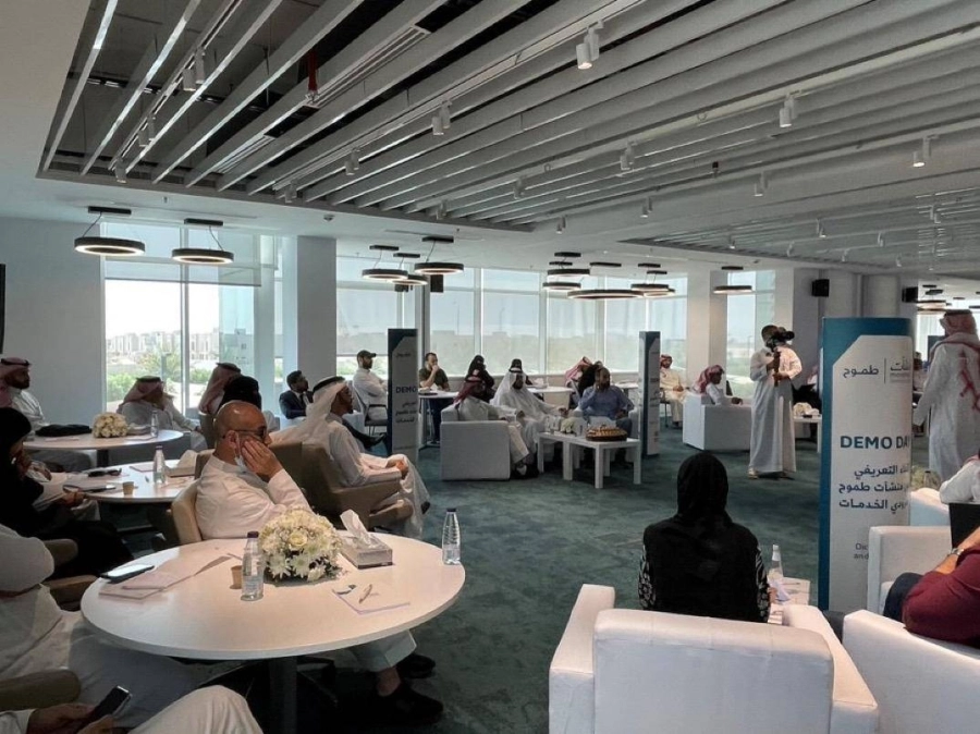 شبكة تواصل واسعة تجمع برنامج "طموح" في منشآت ومزودي الخدمات