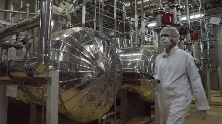 






أحد المواقع النووية الإيرانية                            (مكة)