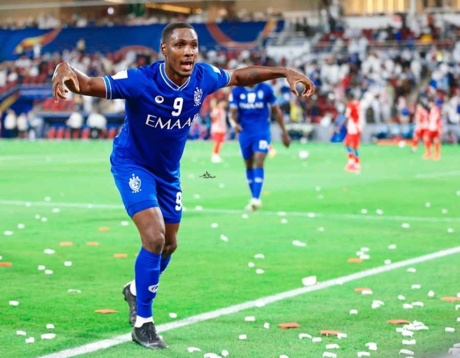 






إيغالو محتفلا