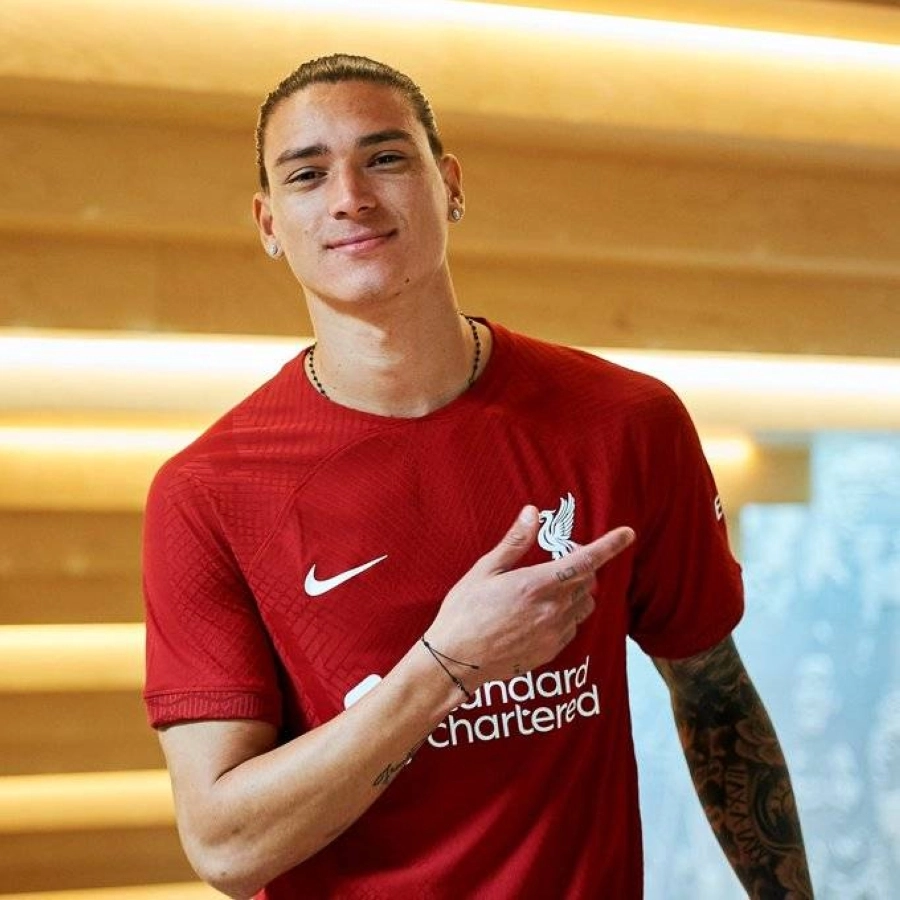 






داروين نونيز