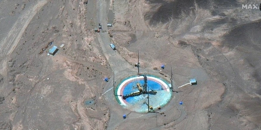 






صورة الأقمار الصناعية لإطلاق صاروخ إيراني                                                              (مكة)