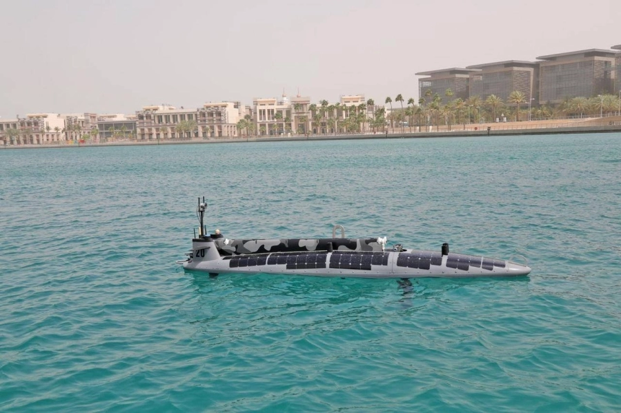 غواصات تريتون الجيل الثالث لأوشن إيرو 