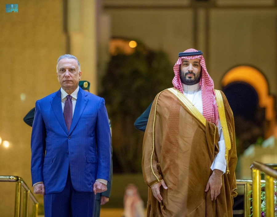 






ولي العهد ورئيس الوزراء العراقي خلال مراسم الاستقبال                                                                                                                                           (واس)