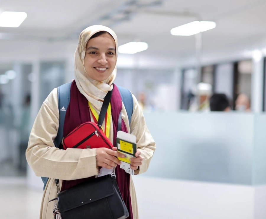 في صالة المغادرة بمطار الملك محمد الخامس بالمغرب، تعابير صادقة ارتسمت على وجوه ضيوف الرحمن المستفيدين من مبادرة طريق مكة.

