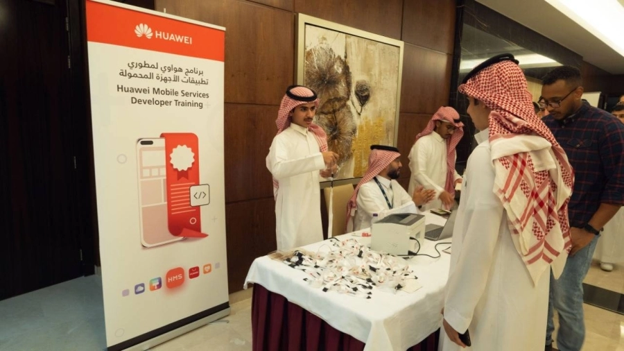 هواوي تلتزم بتمكين وتنمية قدرات المطورين