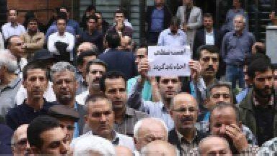 إيرانيون يحتجون على نظام الملالي                                      (مكة)