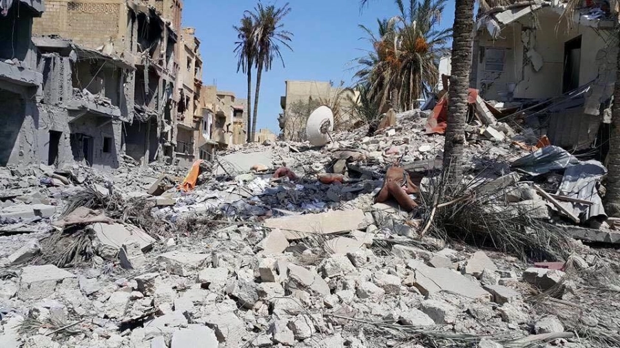 






آثار الدمار في ليبيا                                                (مكة)