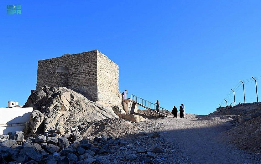 






المساجد السبعة ضمن المزارات المهمة في المدينة