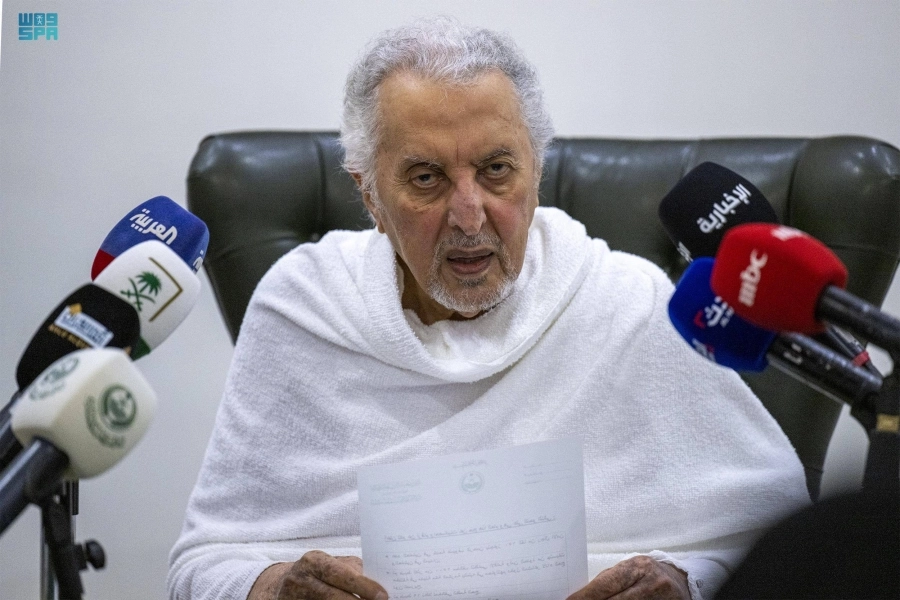 خالد الفيصل متحدثا في المؤتمر الصحفي من مشعر منى (مكة) 