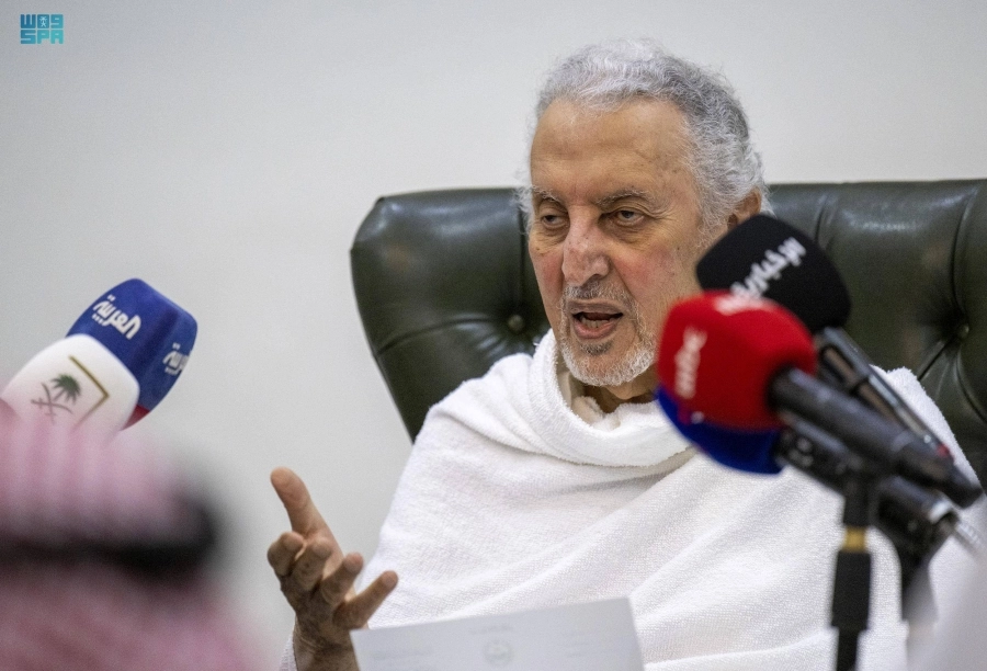 خالد الفيصل متحدثا في المؤتمر الصحفي من مشعر منى (مكة)  