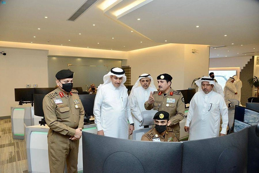 صالح الجاسر خلال جولته التفقدية (مكة) 