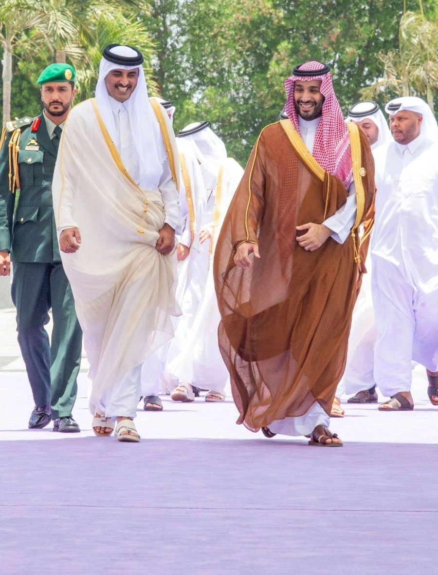 الأمير محمد بن سلمان مستقبلا الشيخ تميم آل ثاني
