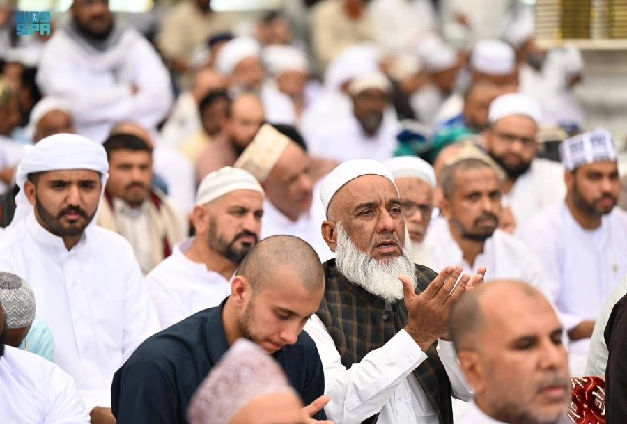 حجاج خلال تواجدهم في المدينة المنورة (مكة)