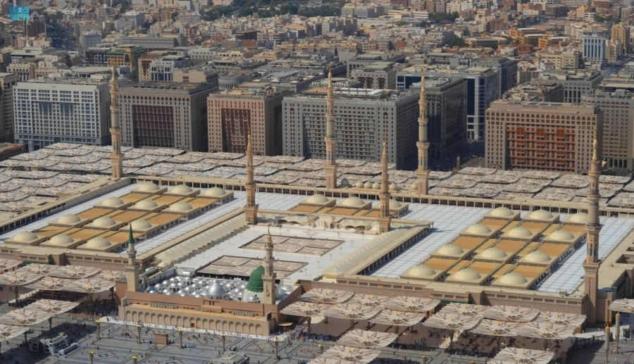  لقطة عامة للقباب المتحركة (مكة)