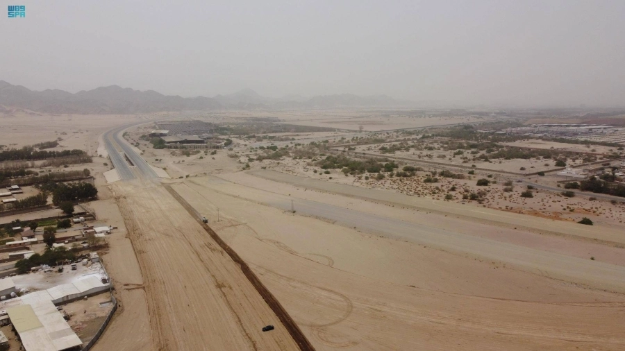 استكمال الطءيق لخدمة الحجاج والمعتمرين (مكة)