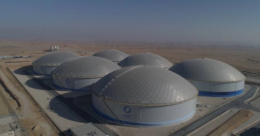 



خزانات في الرياض تابعة لشركة المياه الوطنية