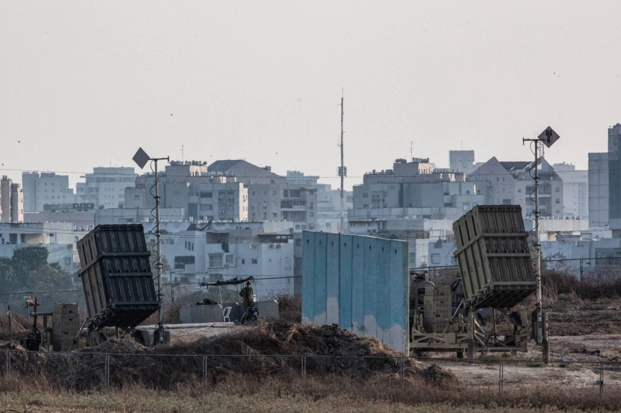 






راجمات صواريخ تم استهدافها في غزة