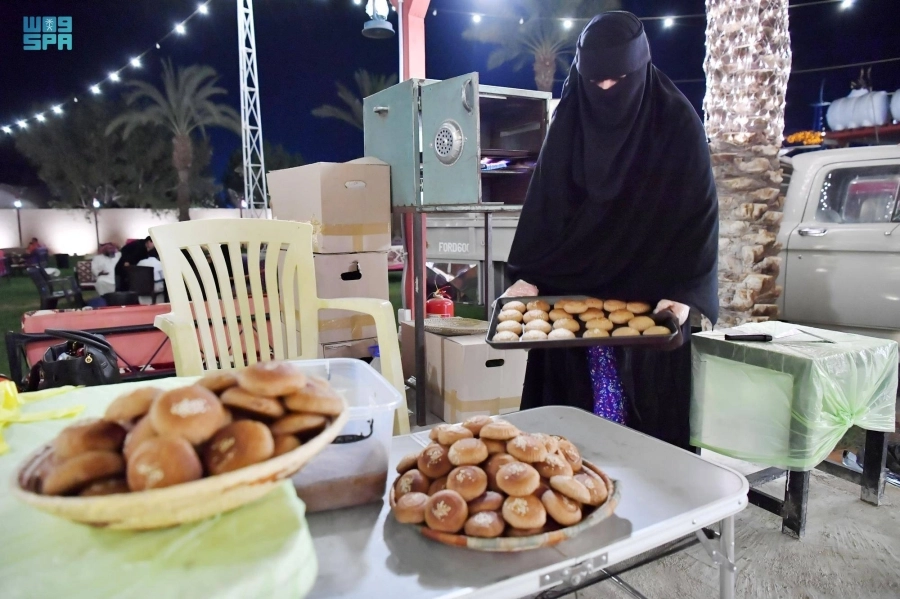  الكليجا حاضرة في مهرجان حائل (مكة)